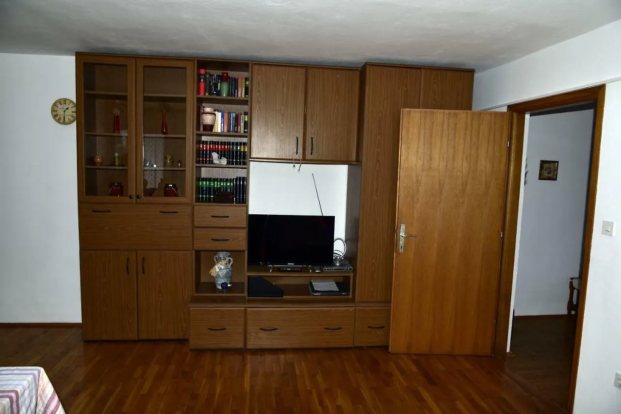 Apartment Palm Tree Malinska